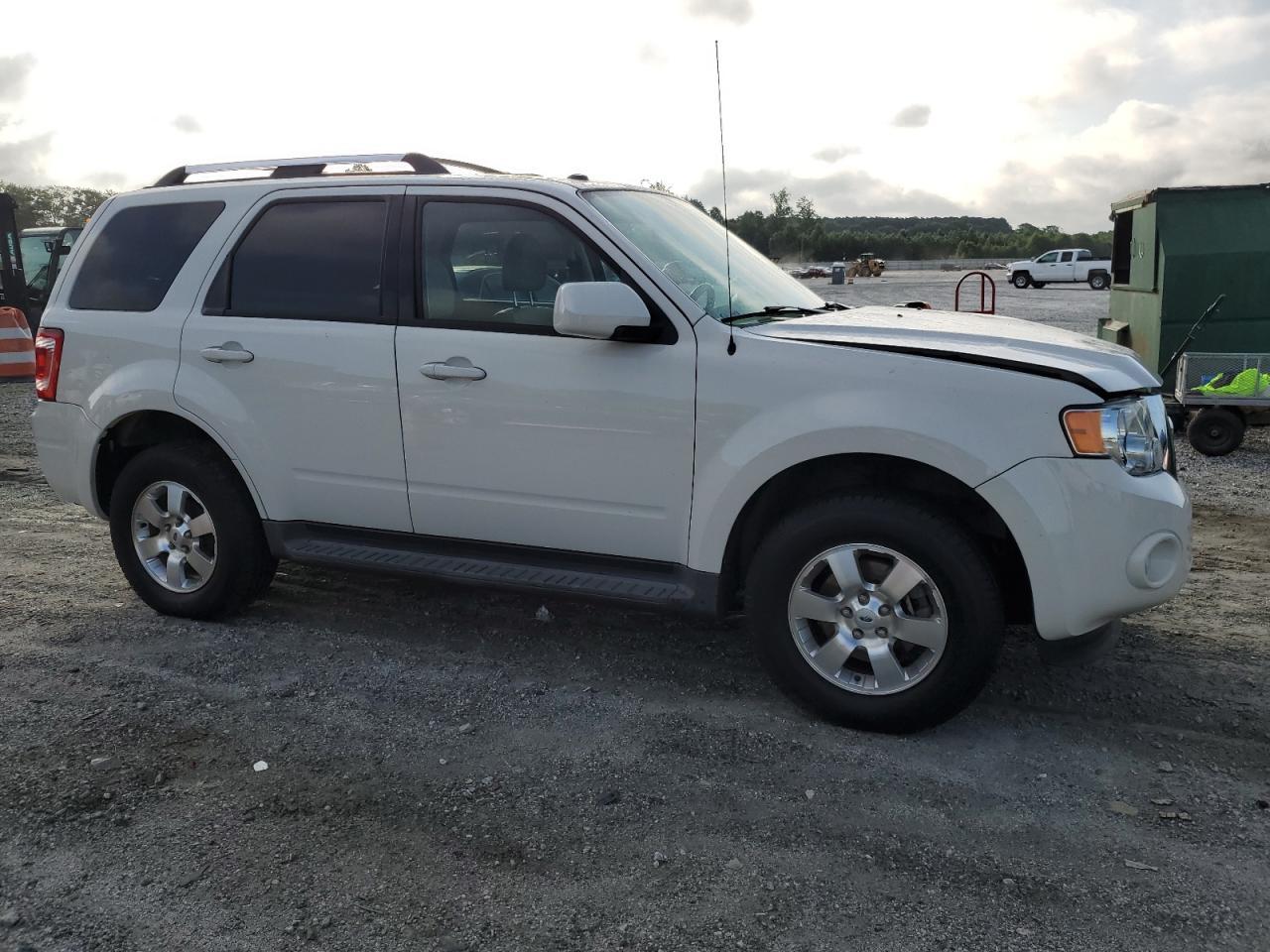 2011 Ford Escape Limited - Фото 4
