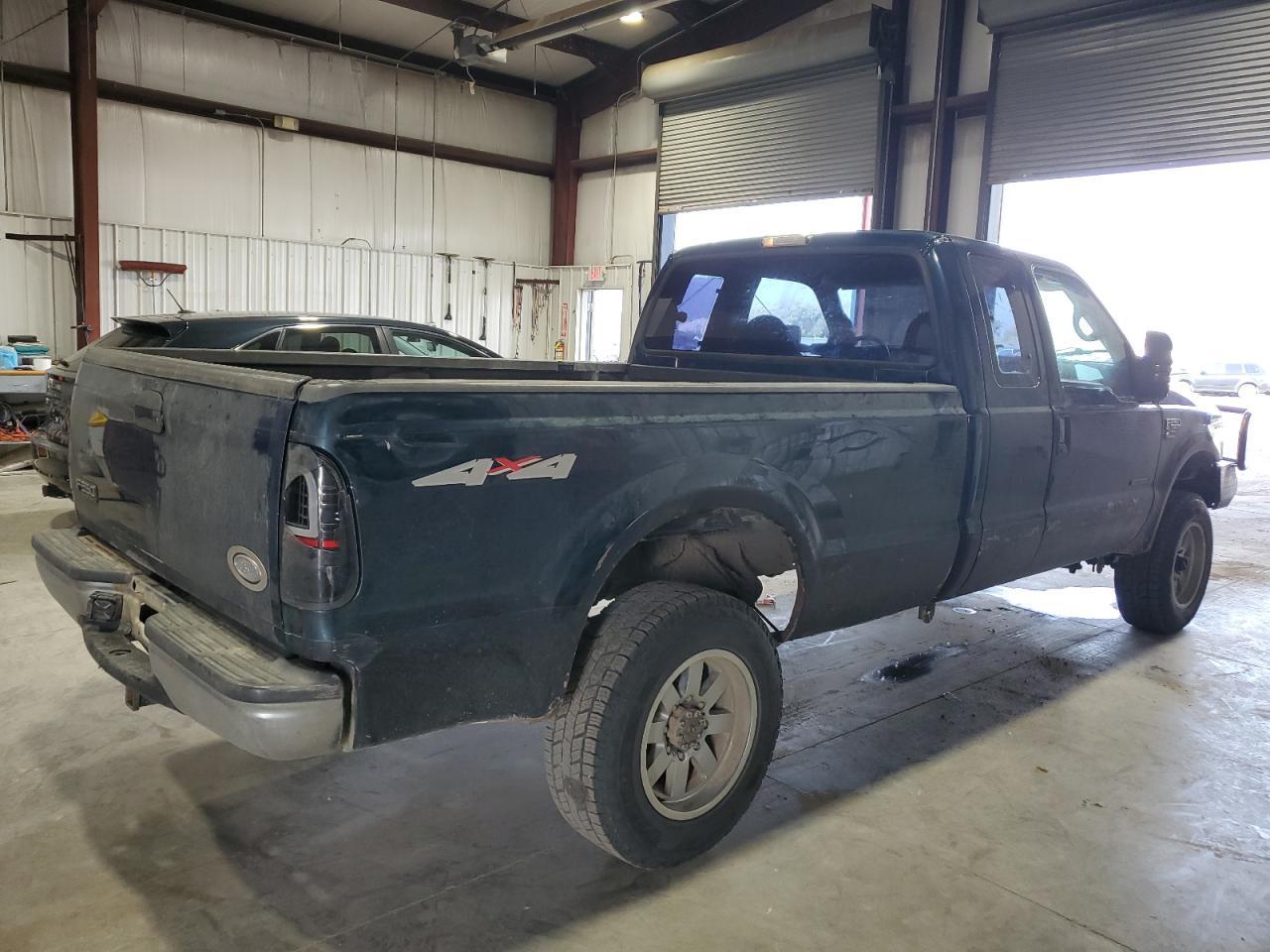1999 Ford F250 Super Duty - Image 3