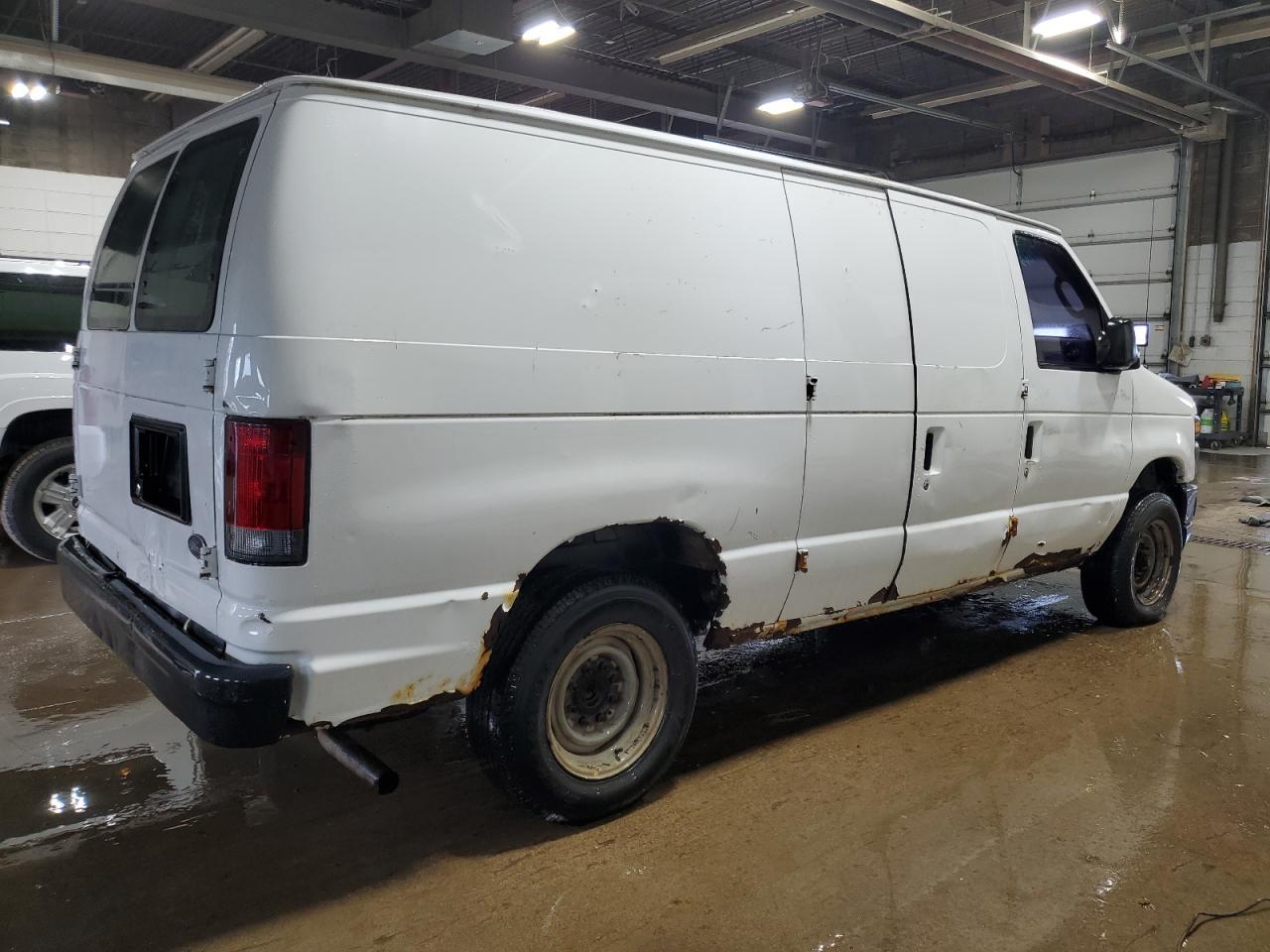 2012 Ford Econoline E150 Van - Image 3