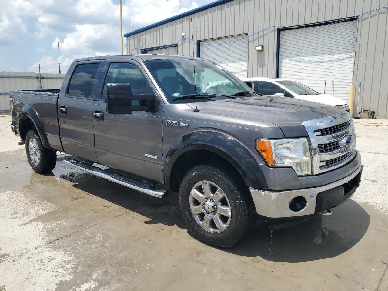 2013 Ford F150 Supercrew - Image 4