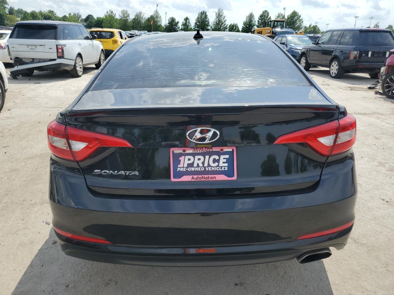 2017 Hyundai Sonata Se - Фото 6