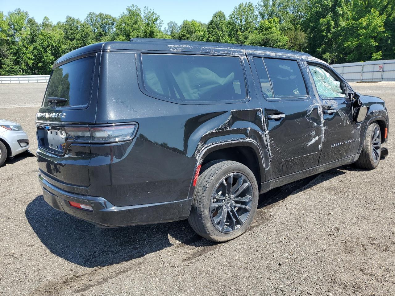 2024 Jeep Grand Wagoneer L Series Ii - Фото 3