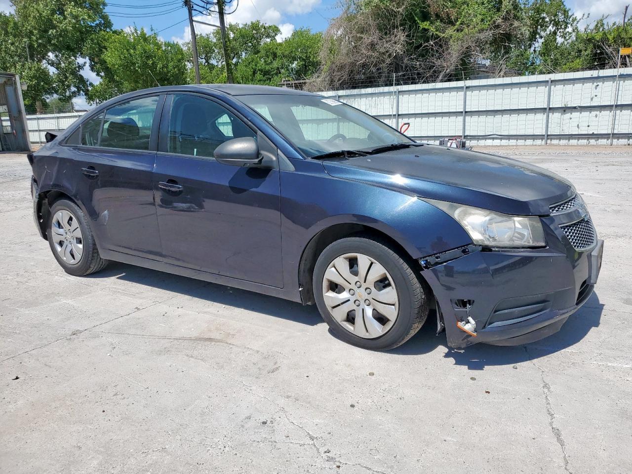 2014 Chevrolet Cruze Ls - Фото 4
