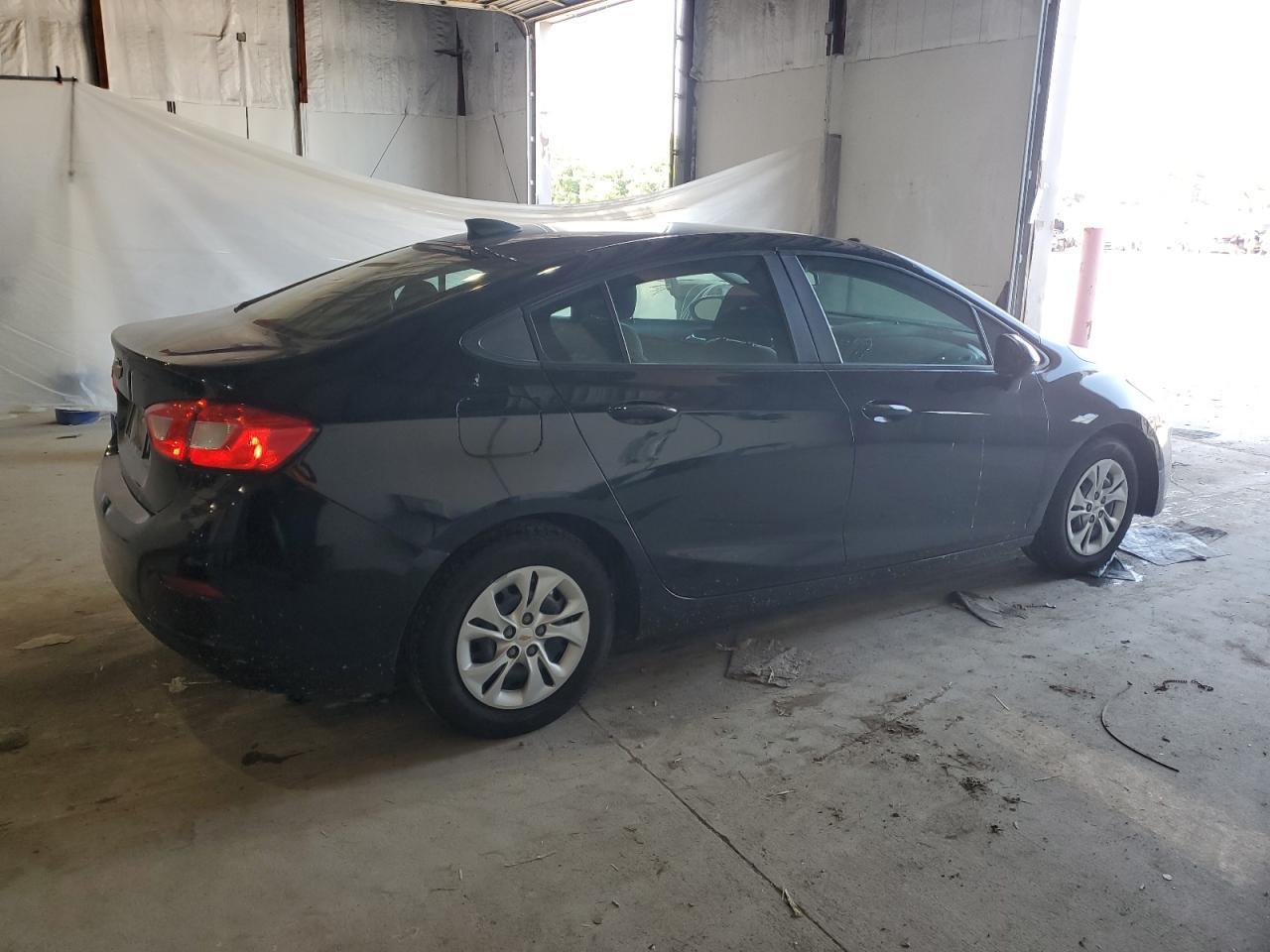 2019 Chevrolet Cruze - Фото 3