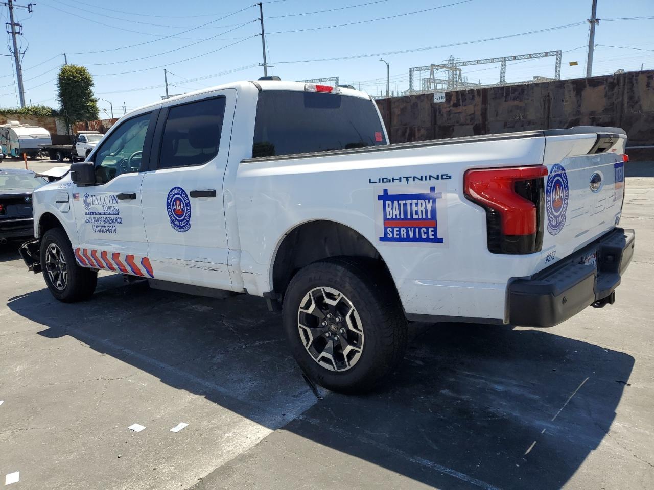 2023 Ford F150 Lightning Pro - Image 2