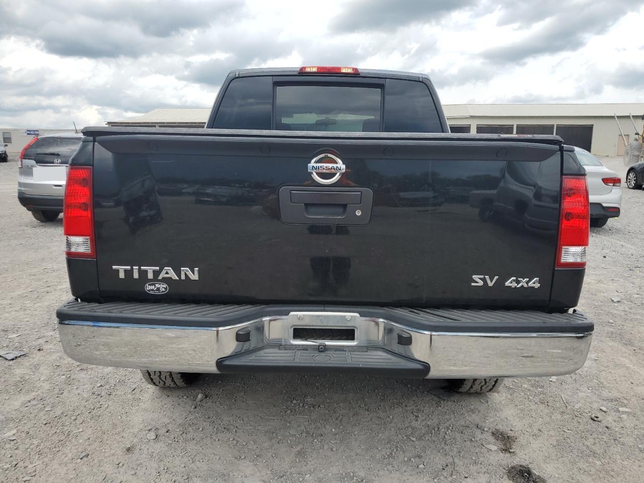 2015 Nissan Titan S - Фото 6