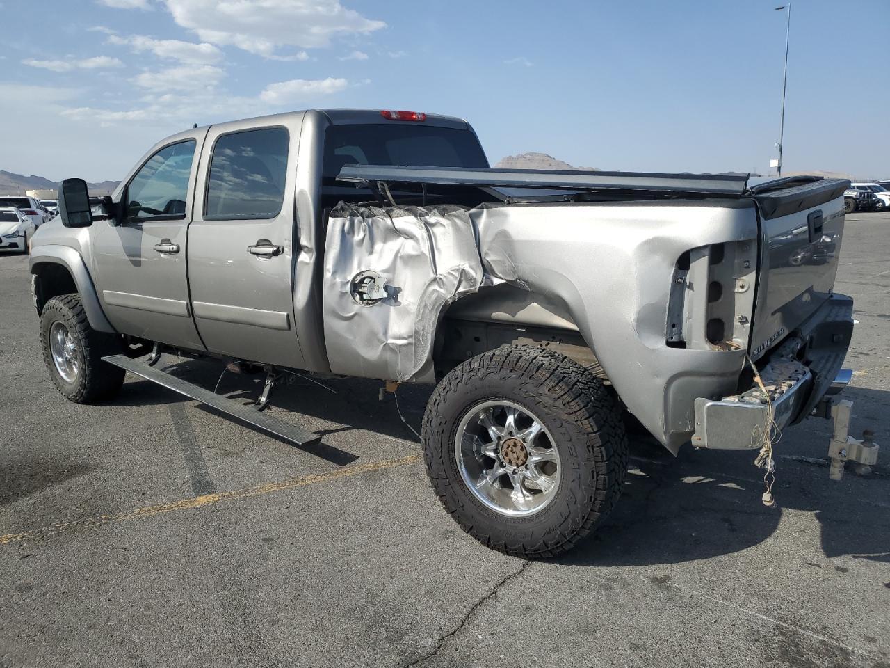 2008 Chevrolet Silverado K2500 Heavy Duty - Фото 2