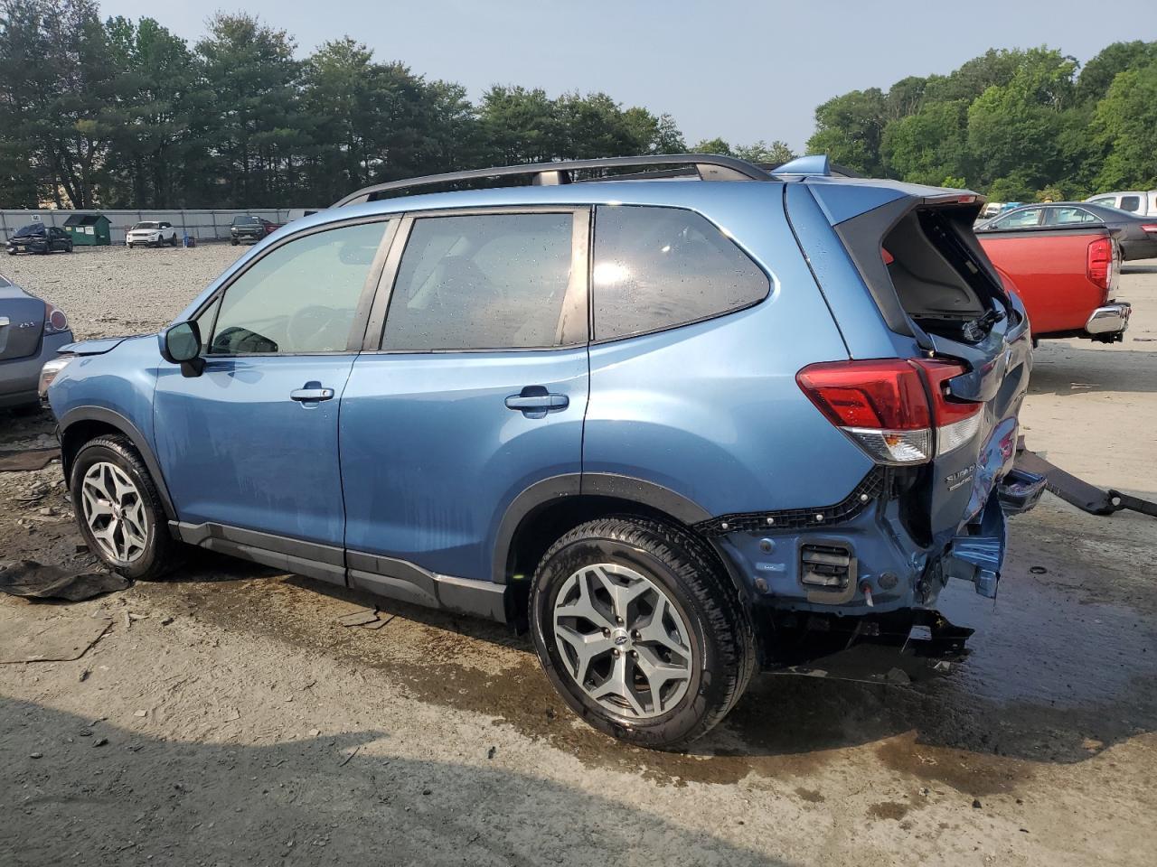 2020 Subaru Forester Premium - Фото 2