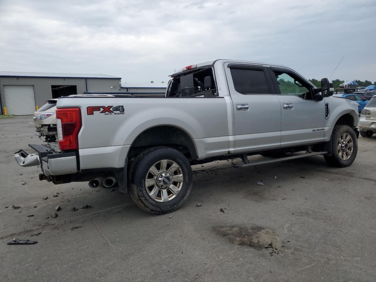 2019 Ford F350 Super Duty - Фото 3
