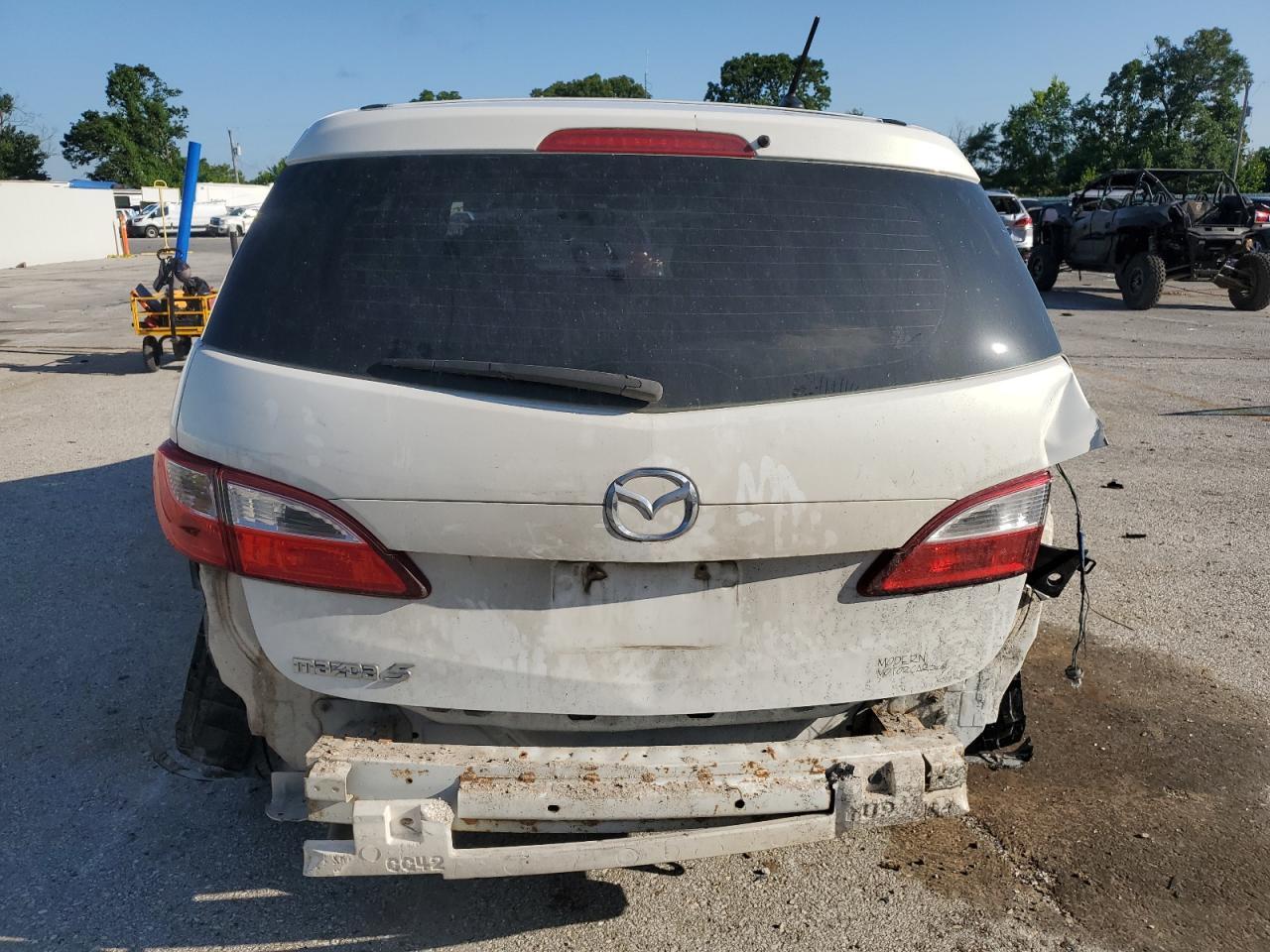 2013 Mazda 5 - Image 6