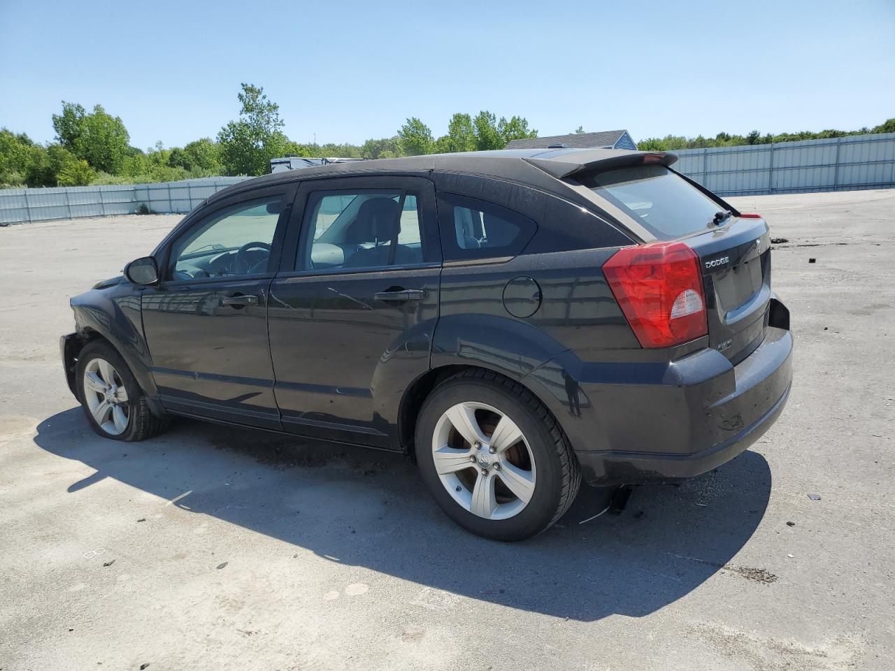 2011 Dodge Caliber Mainstreet - Image 2