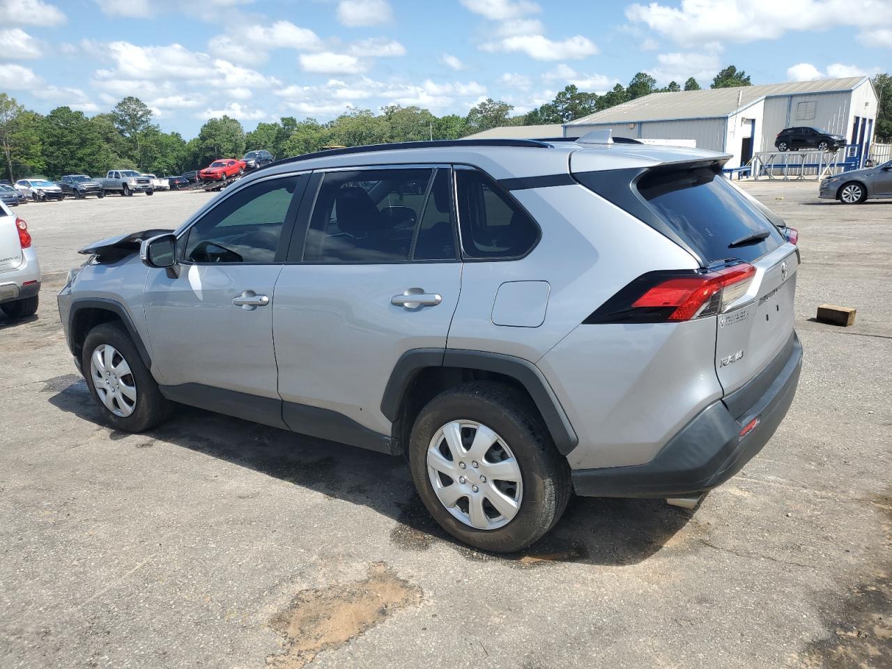 2021 Toyota Rav4 Le - Фото 2