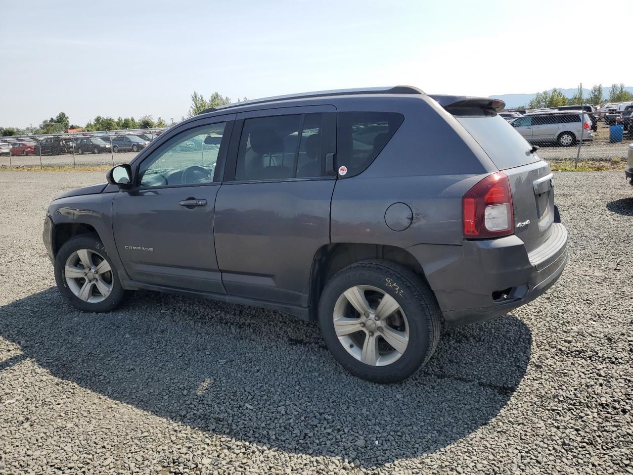 2014 Jeep Compass Sport - Фото 2