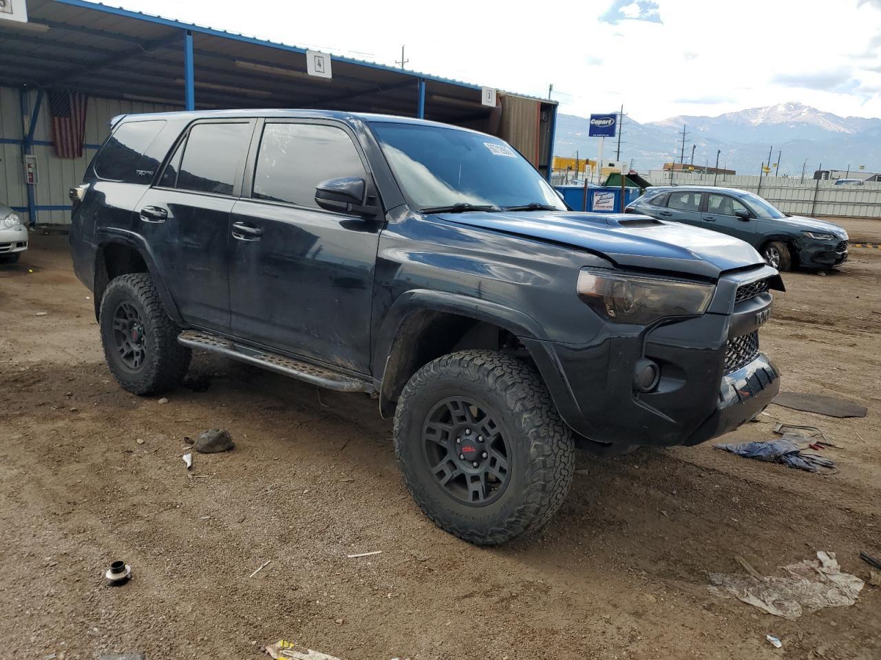 2016 Toyota 4Runner Sr5/Sr5 Premium - Image 4