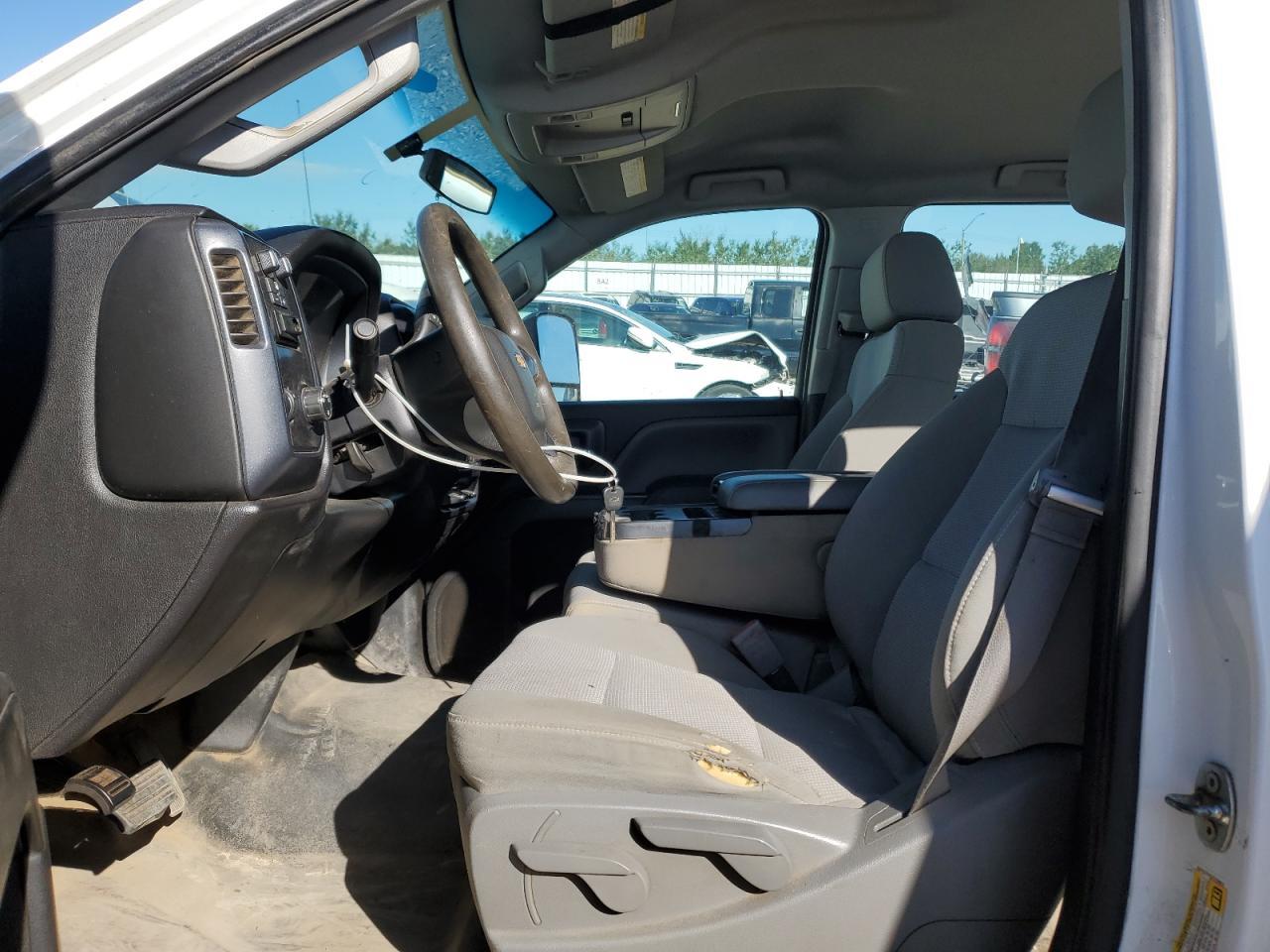 2015 Chevrolet Silverado C2500 Heavy Duty - Фото 7