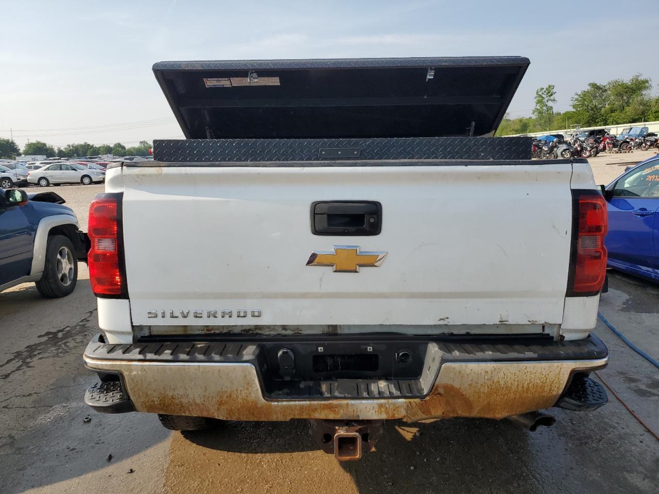2016 Chevrolet Silverado K2500 Heavy Duty - Image 6