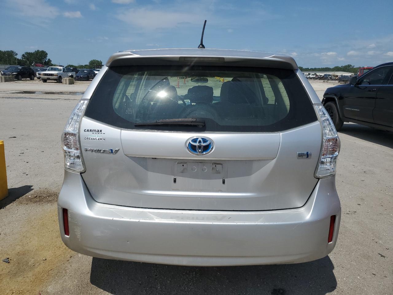 2012 Toyota Prius V - Image 6