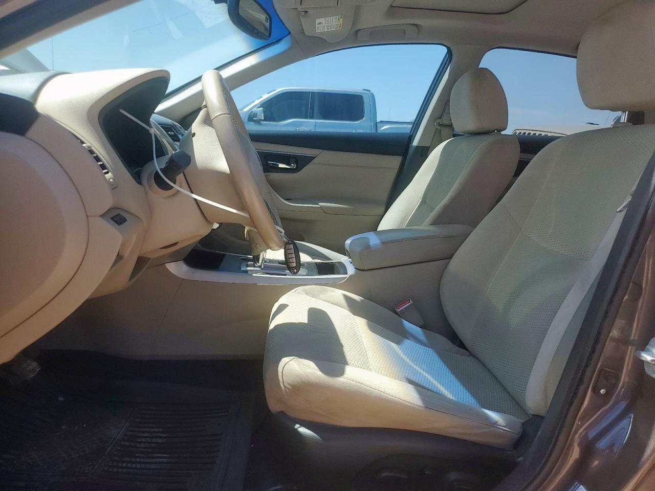 2015 Nissan Altima 2.5 - Image 7