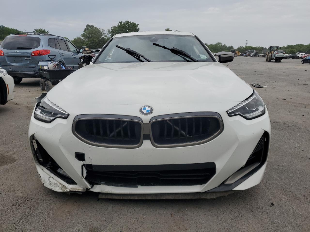 2022 BMW M240Xi - Фото 5
