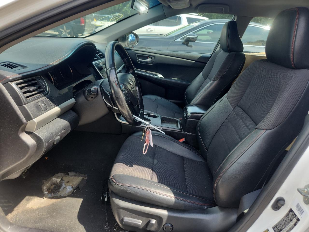 2016 Toyota Camry Le - Фото 7