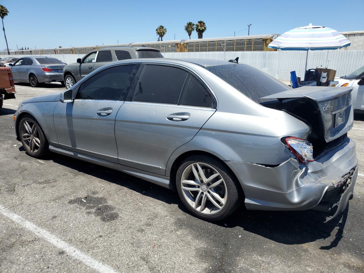 2013 Mercedes-Benz C 250 - Фото 2