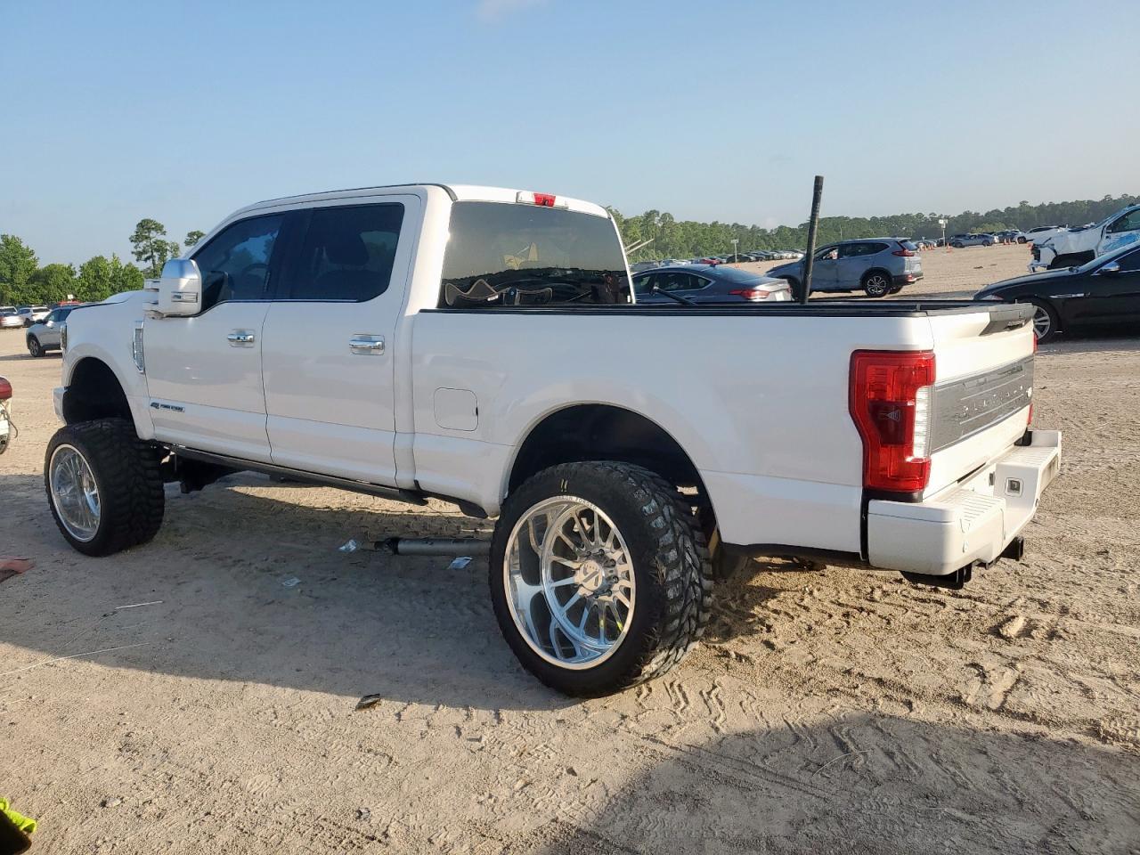 2017 Ford F250 Super Duty - Image 2