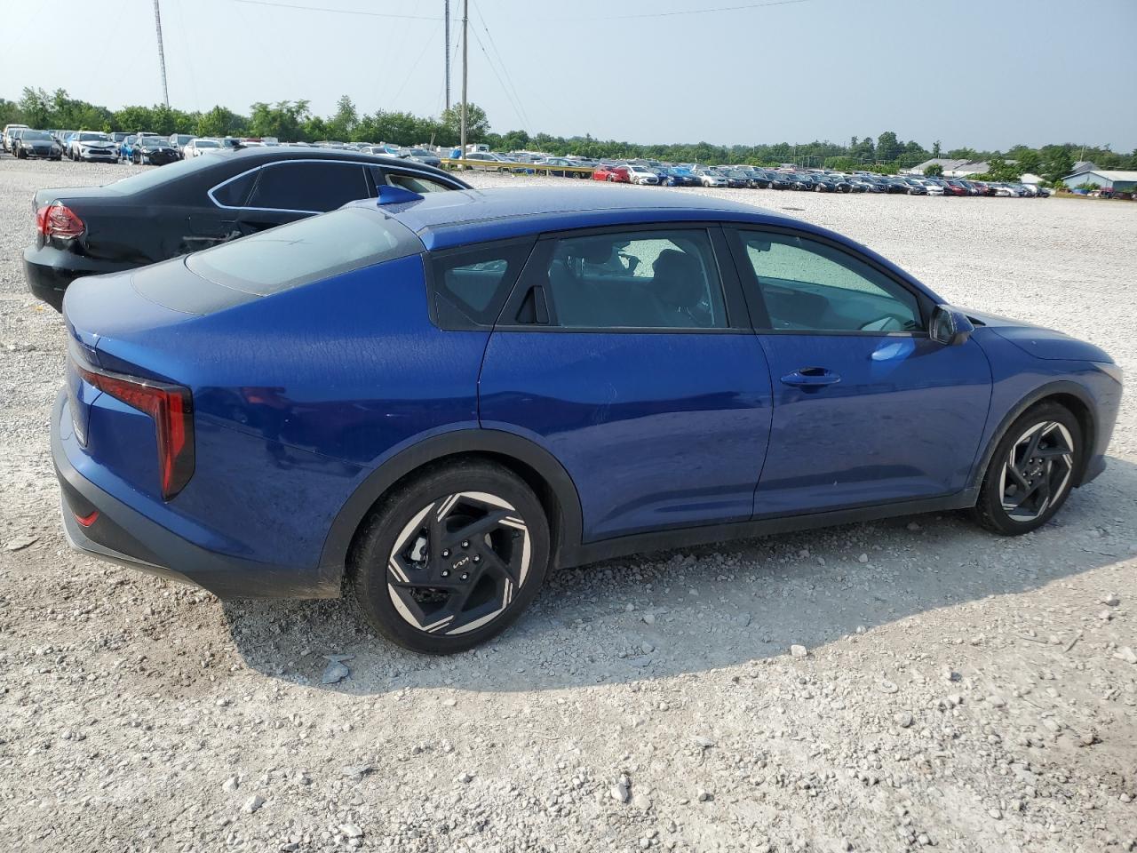 2025 Kia K4 Ex - Image 3