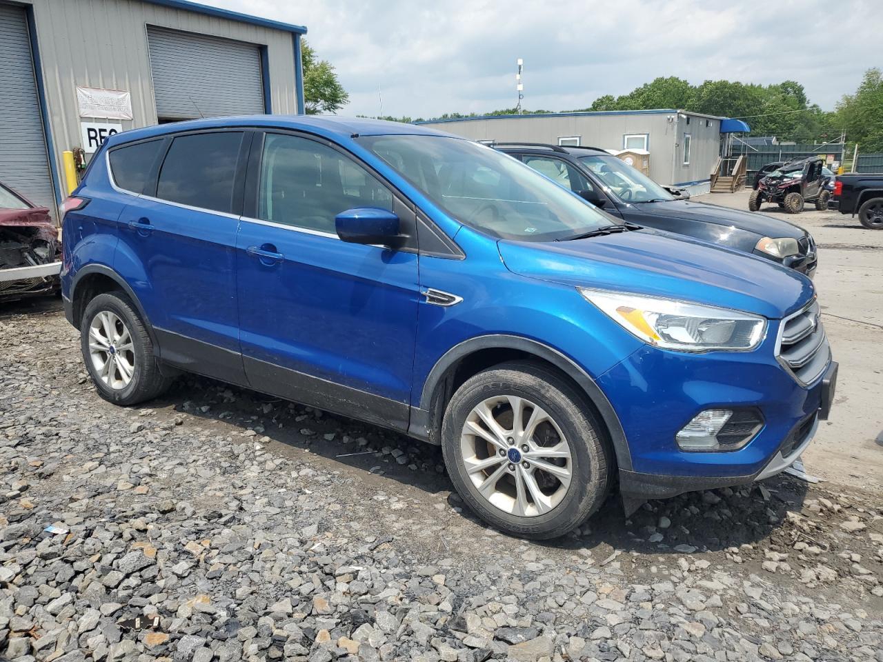 2017 Ford Escape Se - Фото 4