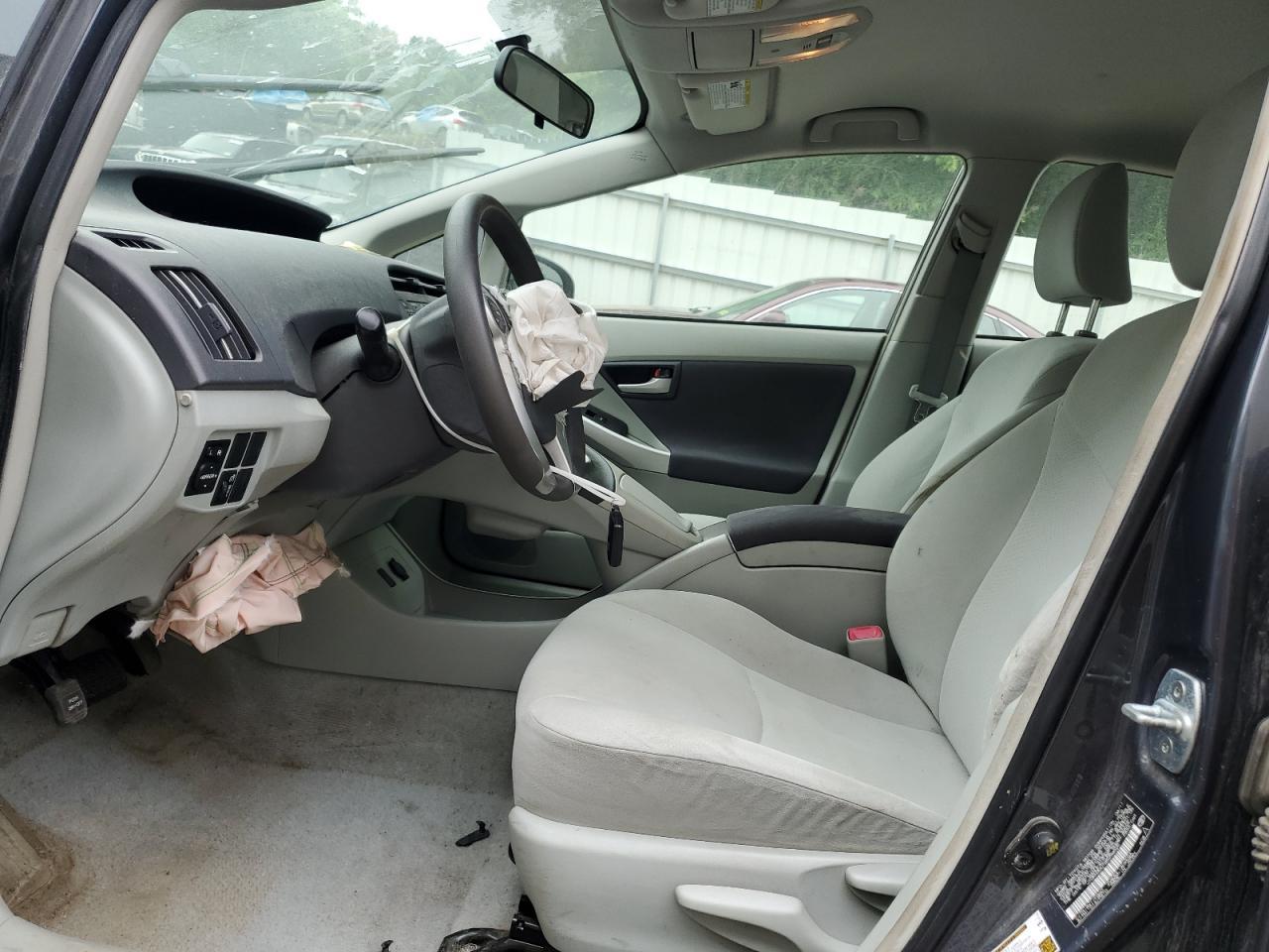 2011 Toyota Prius - Image 7