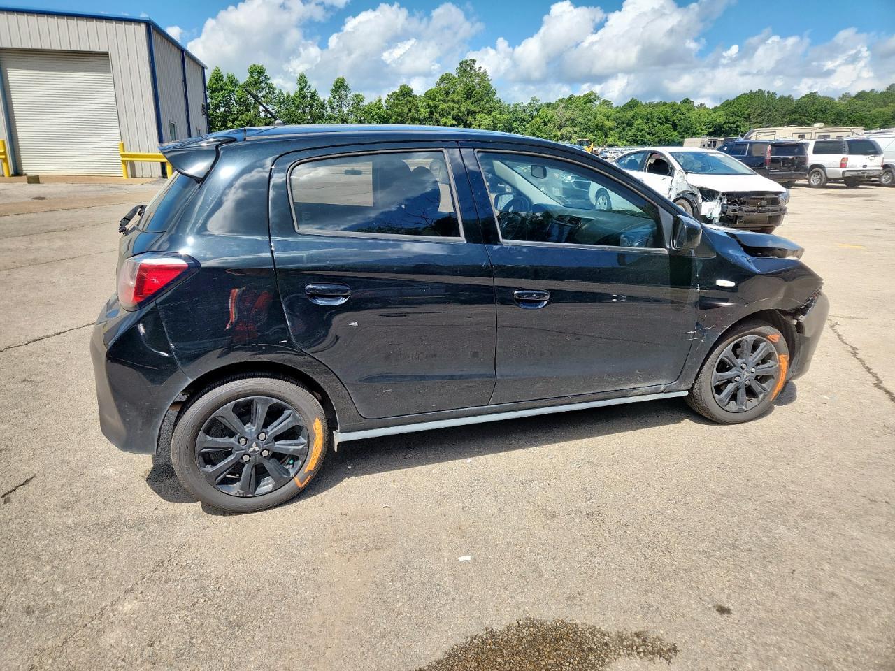 2022 Mitsubishi Mirage Se - Image 3