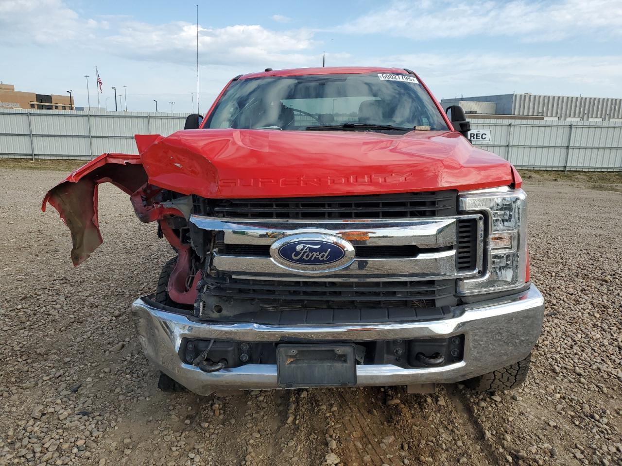 2018 Ford F350 Super Duty - Фото 5