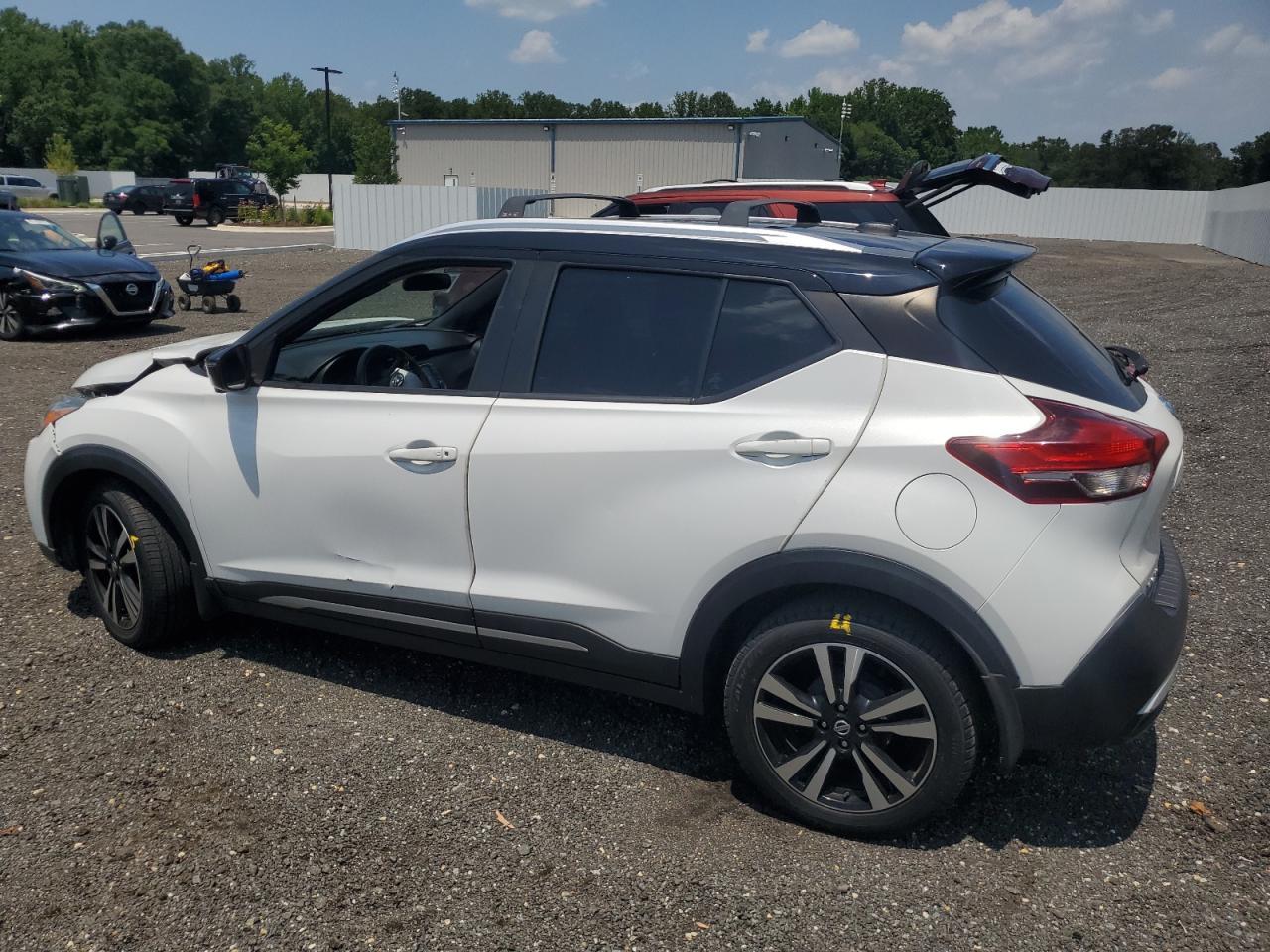 2018 Nissan Kicks S - Фото 2