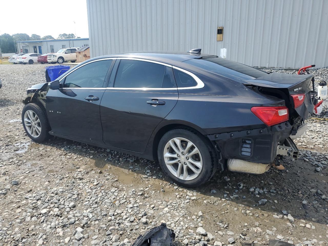2016 Chevrolet Malibu Lt - Image 2