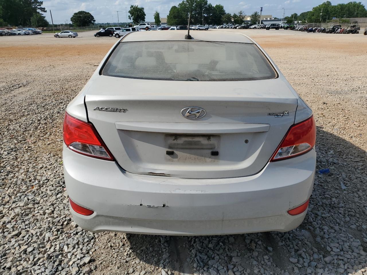 2016 Hyundai Accent Se - Фото 6