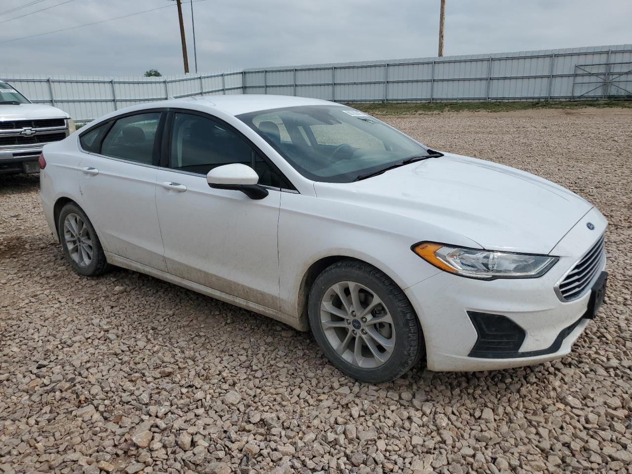 2020 Ford Fusion Se - Image 4