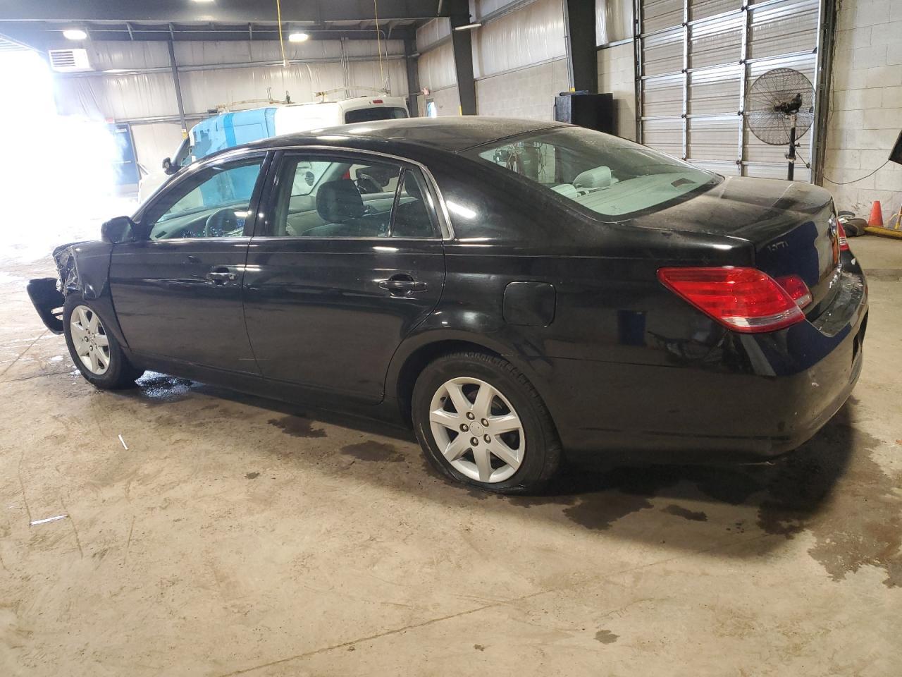 2006 Toyota Avalon Xl - Фото 2