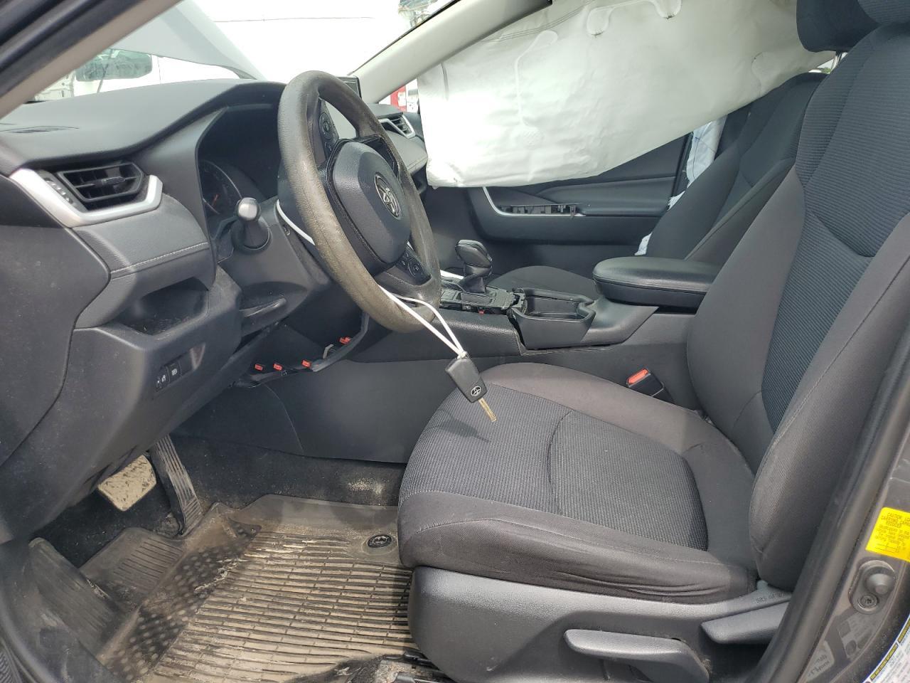 2020 Toyota Rav4 Le - Фото 7