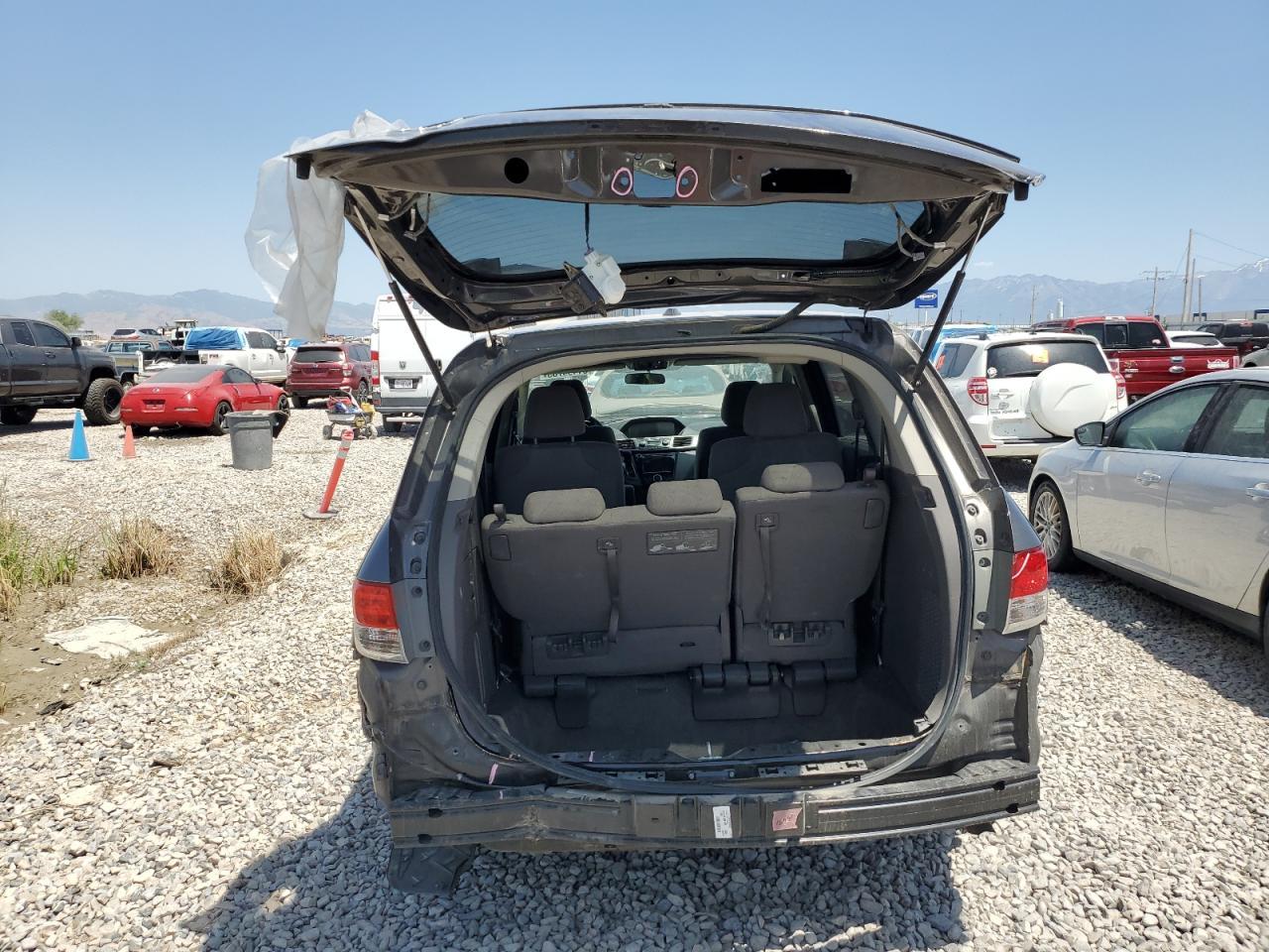 2016 Honda Odyssey Se - Фото 6