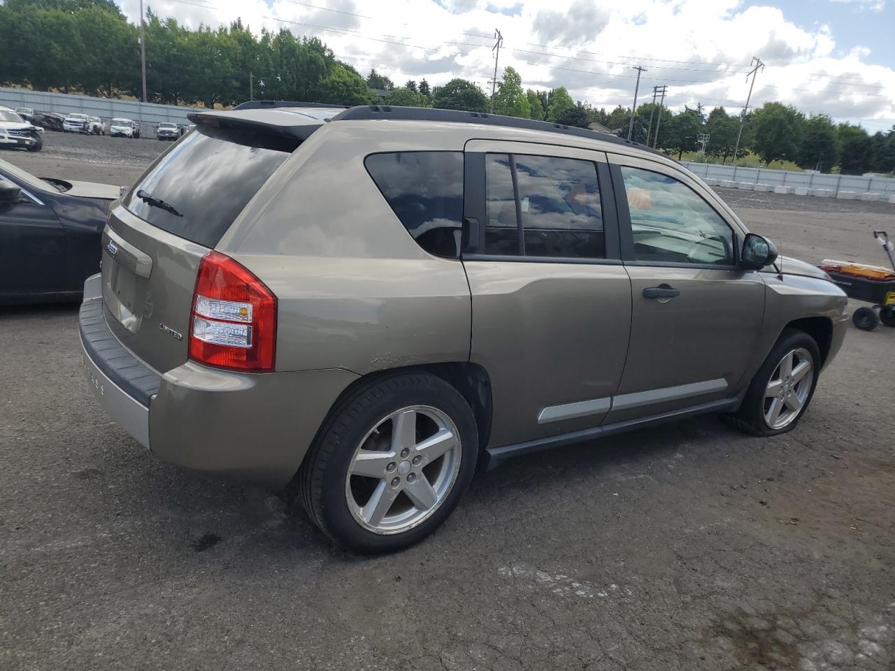 2007 Jeep Compass Limited - Image 3