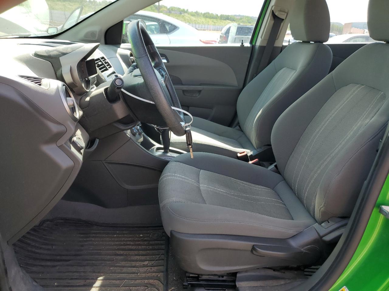 2015 Chevrolet Sonic Lt - Фото 7
