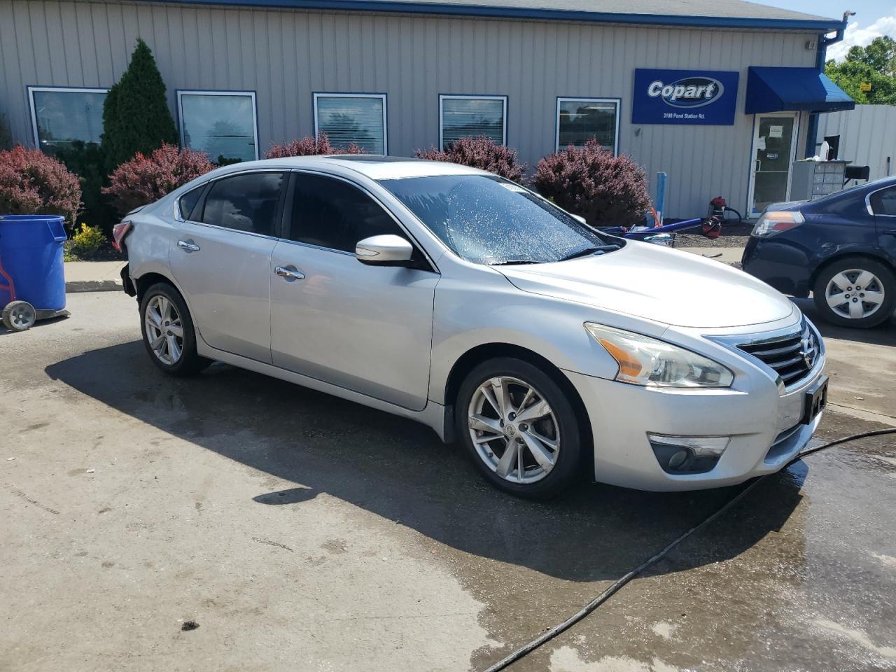 2015 Nissan Altima 2.5 - Фото 4