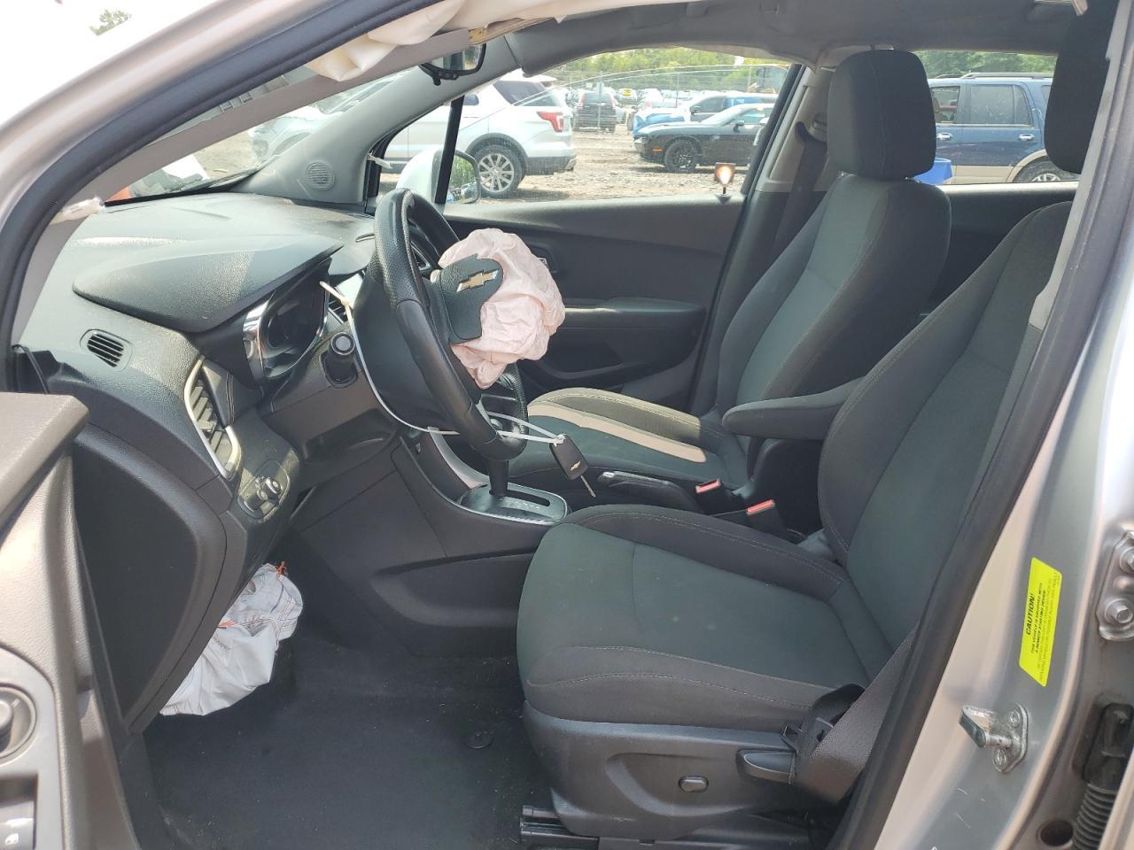 2017 Chevrolet Trax Ls - Image 7