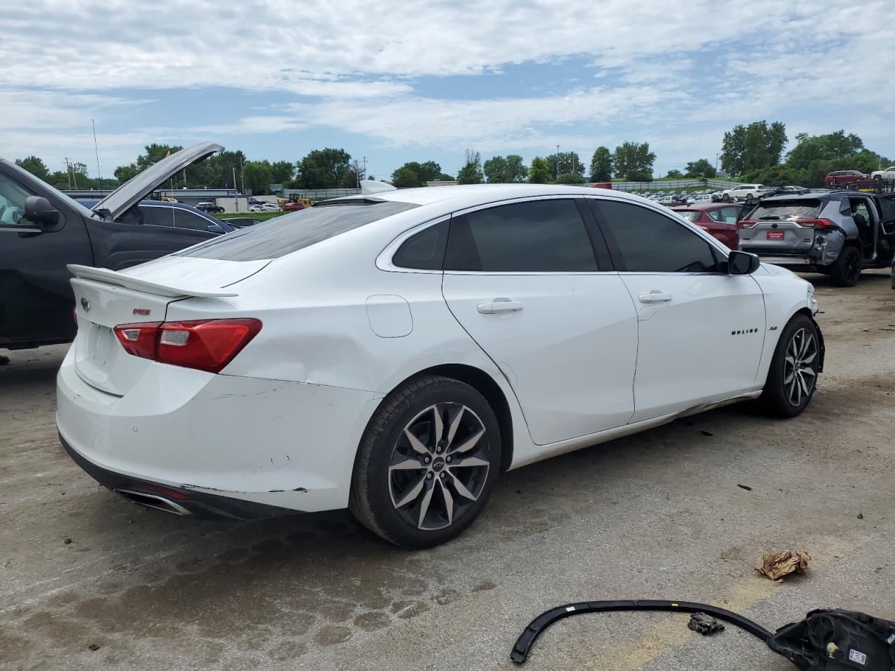 2021 Chevrolet Malibu Rs - Фото 3