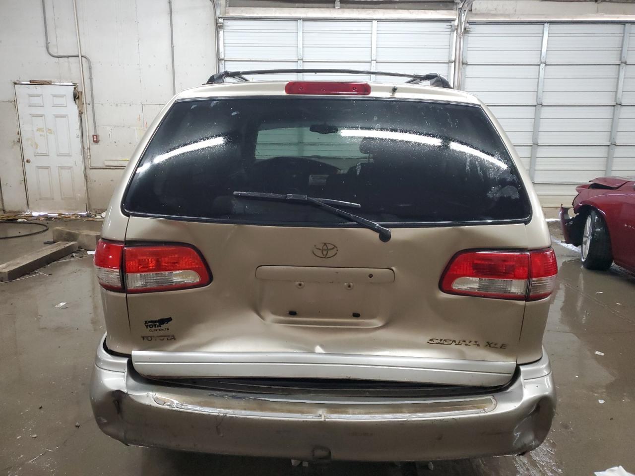 2002 Toyota Sienna Xle - Фото 6