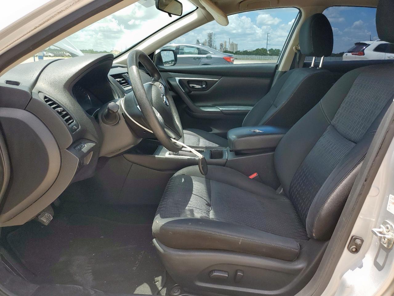 2016 Nissan Altima 2.5 - Image 7