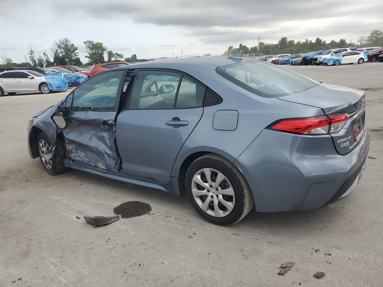 2021 Toyota Corolla Le - Image 2