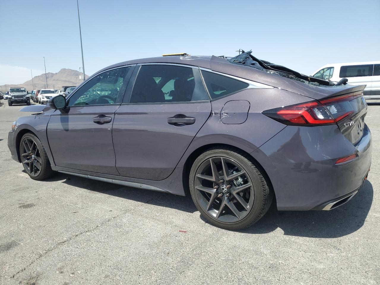 2024 Honda Civic Sport Touring - Фото 2