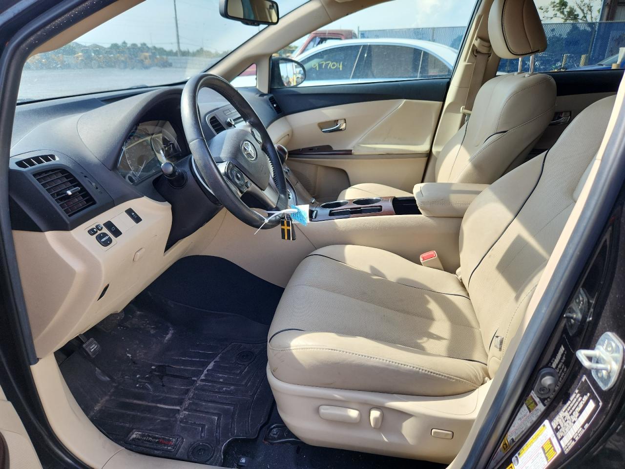 2015 Toyota Venza Le - Image 7