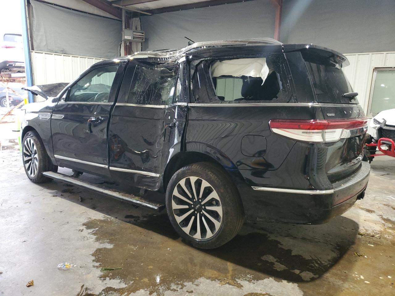 2024 Lincoln Navigator Reserve - Фото 2