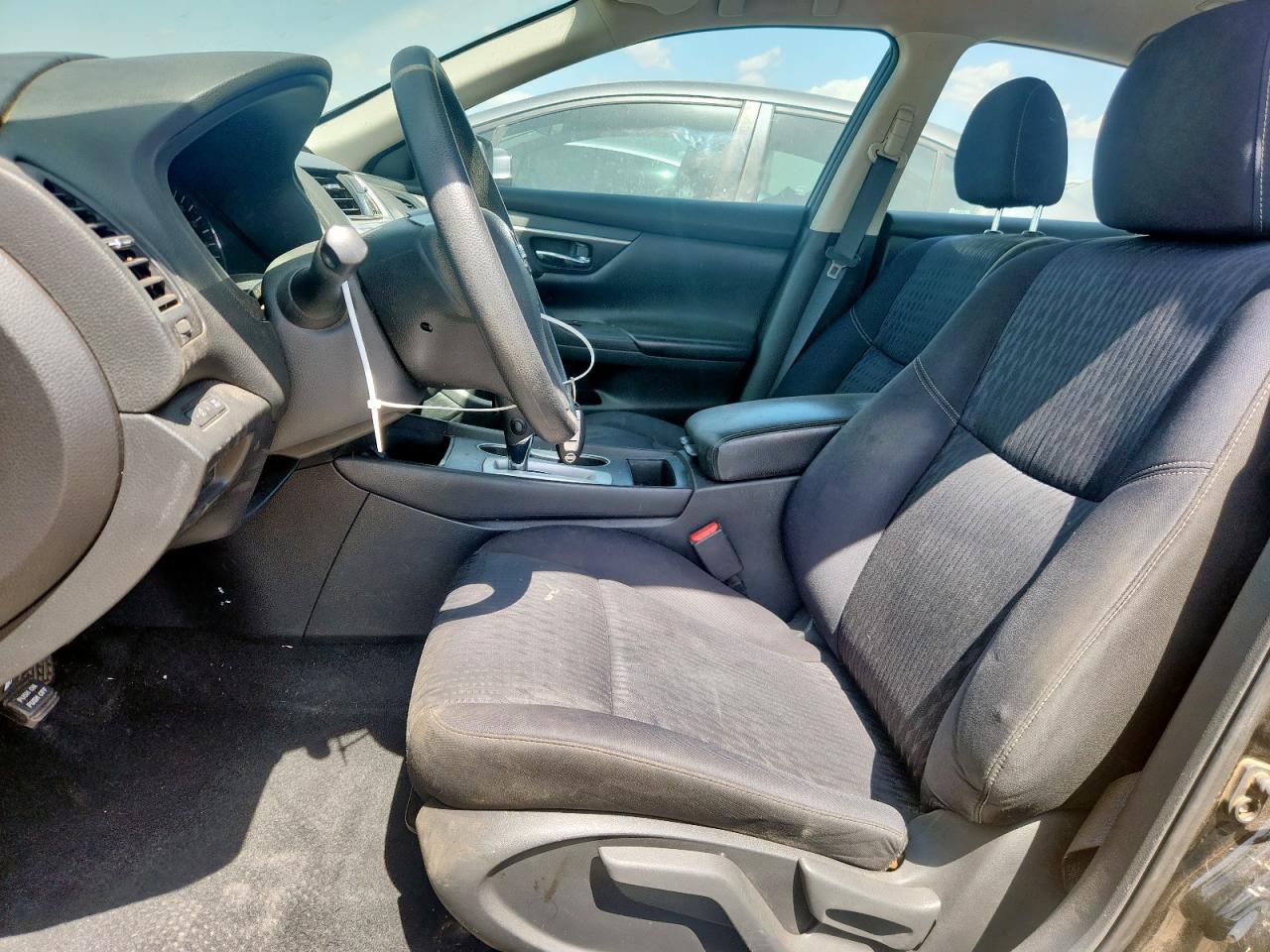 2017 Nissan Altima 2.5 - Image 7